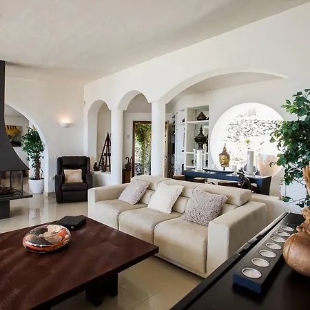 Casa Rosas